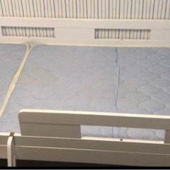 ベッドの画像