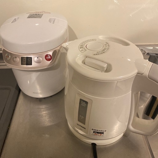レンジ台 幅60cm スリム おしゃれ レンジラック カップボード キッチンラック 食器棚 キッチン収納 北欧 コンパクト コンセント2口 炊飯器台  キッチン ワゴン