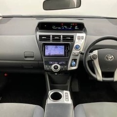 自社ローンって知ってますか？信販会社を通さないんです😎金利０％＆キャンペーン中✨トヨタ プリウス　アルファ 　Ｓ　ツーリングセレクション🚗の画像
