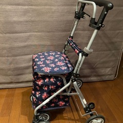 軽量シルバーカー（ほぼ新品）の画像