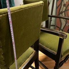 古い椅子2脚　ウグイス色　ベルベット　訳アリ　の画像