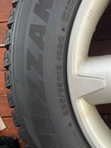 4本セット225/65R18ホイール付きタイヤ(スタッドレス)