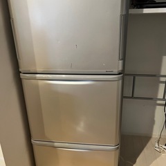 SHARP 3ドア冷蔵庫 (MAMI) 県庁前のキッチン家電《冷蔵庫》の中古あげます・譲ります｜ジモティーで不用品の処分