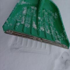 雪かきスコップの画像