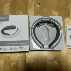 ネックマッサージャー 首マッサージ器 健康グッズ 小型 低周波 温熱 首元 軽量 肩こり コリ改善 解消