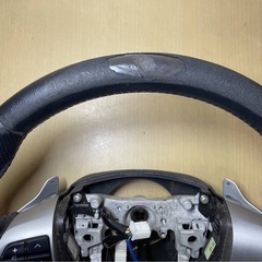 70ヴォクシー ステアリングホイール