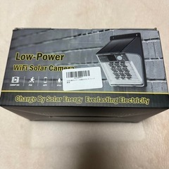 【新品未使用】防犯カメラ ソーラーパネル一体型 太陽光 400万画素 動作検知 監視 防水の画像