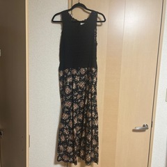 花柄ワンピース