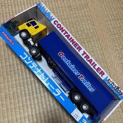 大型トレーラー　おもちゃ