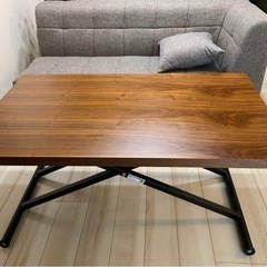 昇降式　ダイニングテーブルの画像
