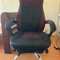 ゲーミングチェア オフィスチェア 椅子 フットレスト・クッション...