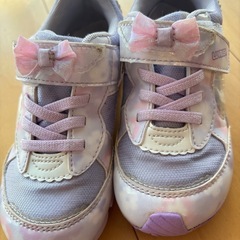 【予約済み】ムーンスター　18.5スニーカーの画像