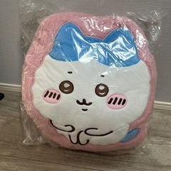 ハチワレ クッション