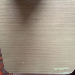 ダイニングテーブルの画像