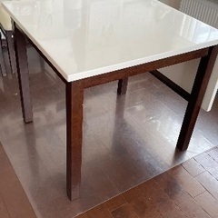 ダイニングテーブル (まっすー) 白石のテーブル《ダイニングテーブル》の中古あげます・譲ります｜ジモティーで不用品の処分
