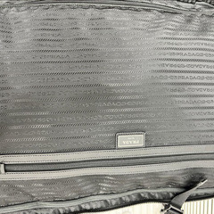 『引き取り限定』『汚れあり』　PRADAプラダキャリーケース激レアの画像