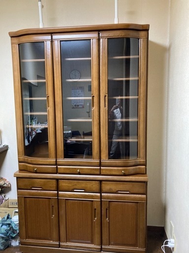 食器棚 (頼) 下大利の家具の中古あげます・譲ります｜ジモティーで不用品の処分