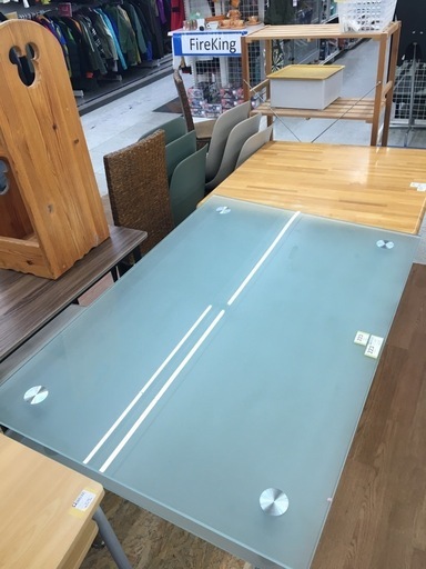 ダイニングテーブル　天板ガラス　使用感あり