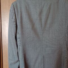 メンズスーツの画像