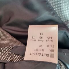 メンズスーツの画像