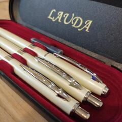 LAUDAラウダ★未使用　ボールペン　万年筆　シャープペン　定価2980の画像
