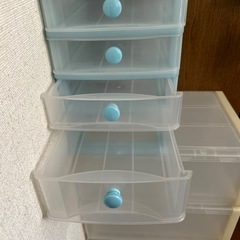 【お引き渡し先決まりました】
4段ファンシーケースの画像