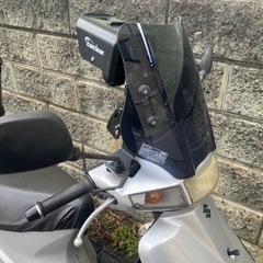 乗って帰れます。アドレスV100CE13A デイトナシールドBOXリアタイヤ新の画像