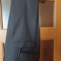 メンズスーツの画像