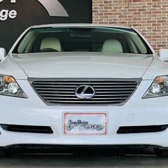 【車検2年付】【レクサスLS 460】クルーズコントロール 電動シート シートヒーター バックカメラ HDDナビ DVD CD MD スマートキー HID 盗難防止装置 ＡＢＳ エアバッグ 横滑り防止装置 ETC ホワイトの画像