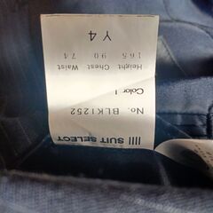 メンズスーツの画像