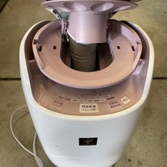 シャープ、“おねしょ臭”も消臭するプラズマクラスターふとん乾燥機 - 価格.com