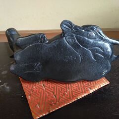 銅製　ブロンズ　牛　置物の画像