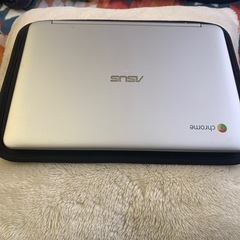 美品！タッチパネル機能付★ASUS Chromebook