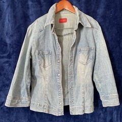 コーデ売り  ジャケットとカットソーの画像