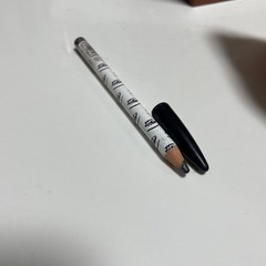 アイライナーペンシル 黒の画像