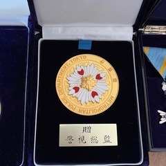 警察メダル　勲章　バッチの画像