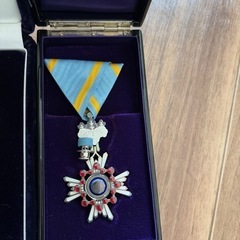 警察メダル　勲章　バッチの画像