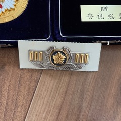 警察メダル　勲章　バッチの画像