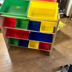 13日までです。子供オモチャ箱
