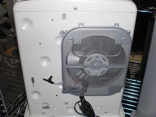 1台限り☆暖房家電30％OFF！無くなり次第終了☆）ダイニチ石油ファンヒーター3.2kw２０２２年製FWY-32CW1木造9畳まで高く買取… ( 高く買取るゾウ八幡東) 八幡の季節、空調家電《ファンヒーター》の中古あげます・譲ります｜ジモティーで不用品の処分
