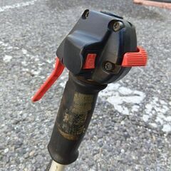 Amazon | 京セラ(Kyocera) 旧リョービ 充電式刈払機 密集した草でもスムーズに草刈り BK-2350L5 661450A  【高出力分割コアブラシレスモーター搭載でスムーズに短時間で草刈り】 リチウムイオン18V 連続運転時間20~35分 充電時間84分  軽量チップソー230mm | 