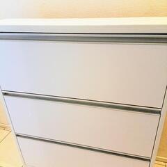 ランドリー棚、細身の棚の画像