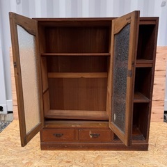 アンティーク風　木製キャビネットの画像