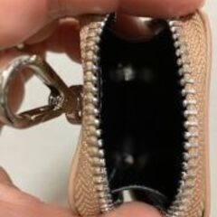 プラダの小物入れの画像