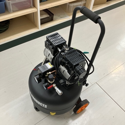 タイトル： 【中古】【動作OK】【店頭引取限定】ASTROPRODUCTS アストロプロダクツ 常圧　エアコンプレッサー AP0409