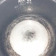 アイリスオーヤマ ジャー炊飯器 極厚火釜 2021年製の画像