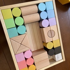 おもちゃのもり 積み木の画像