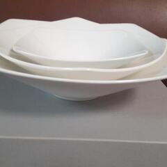 皿　グラスの画像