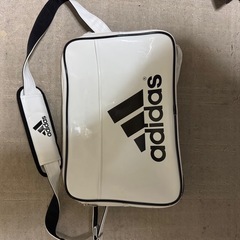 アディダス エナメルバッグ スポーツバッグ adidas