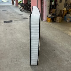 オーヤマ　セミダブルマットレスの画像
